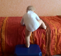 Video/EmilieJonathan/20201121-EmilieAcrobatePalettes.mp4